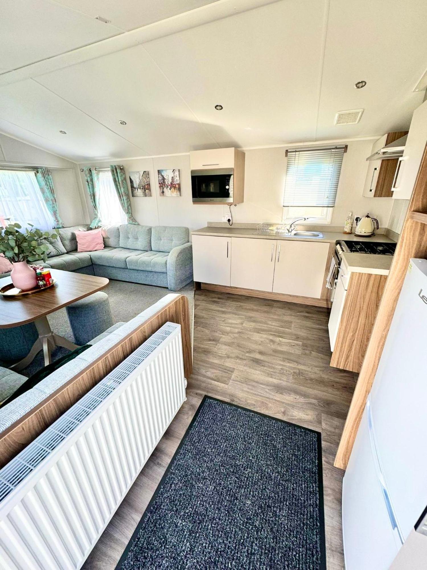 Lovely 3 Bedroom Holiday Home In Seton Sand Caravan Park Wi-Fi Xbox EDI Exterior photo